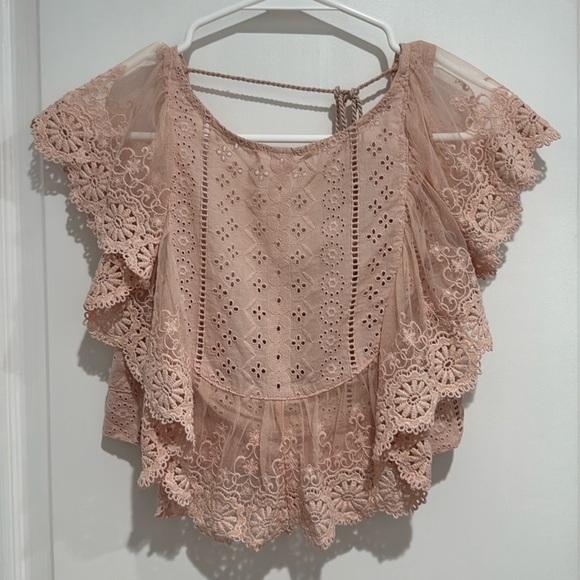 5/$30 Altar’d State Pink Lace Eyelet Crop Top | Flutter Sleeve Boho Size Small - Picture 2 of 5